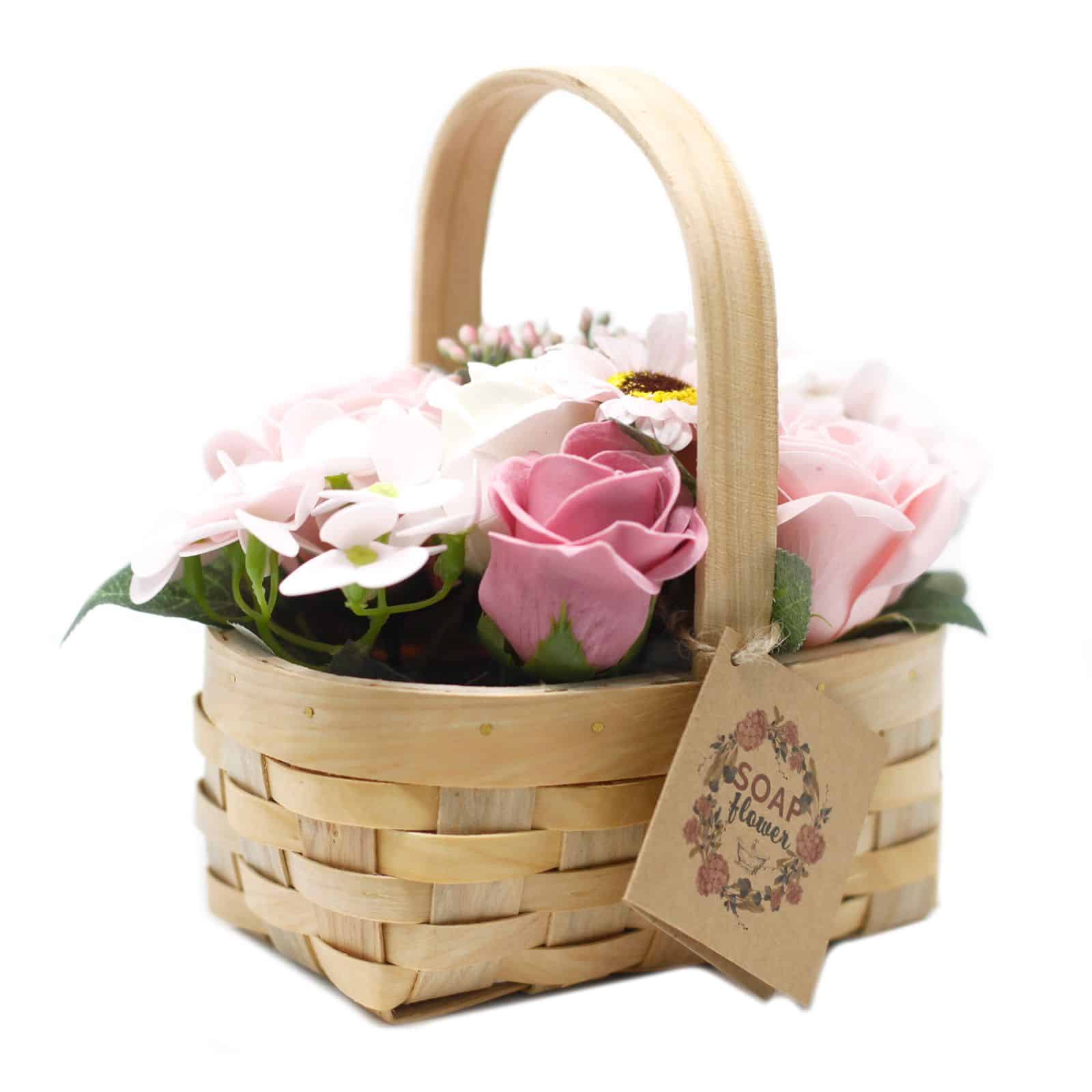 bG9jYWw6Ly9tZWRpYS8xRy9KQy82MFIzMEMxRzZNVktKQzFHLzY2ODRkOWFjLmpwZWc Medium Pink Bouquet in Wicker Basket - Image 1