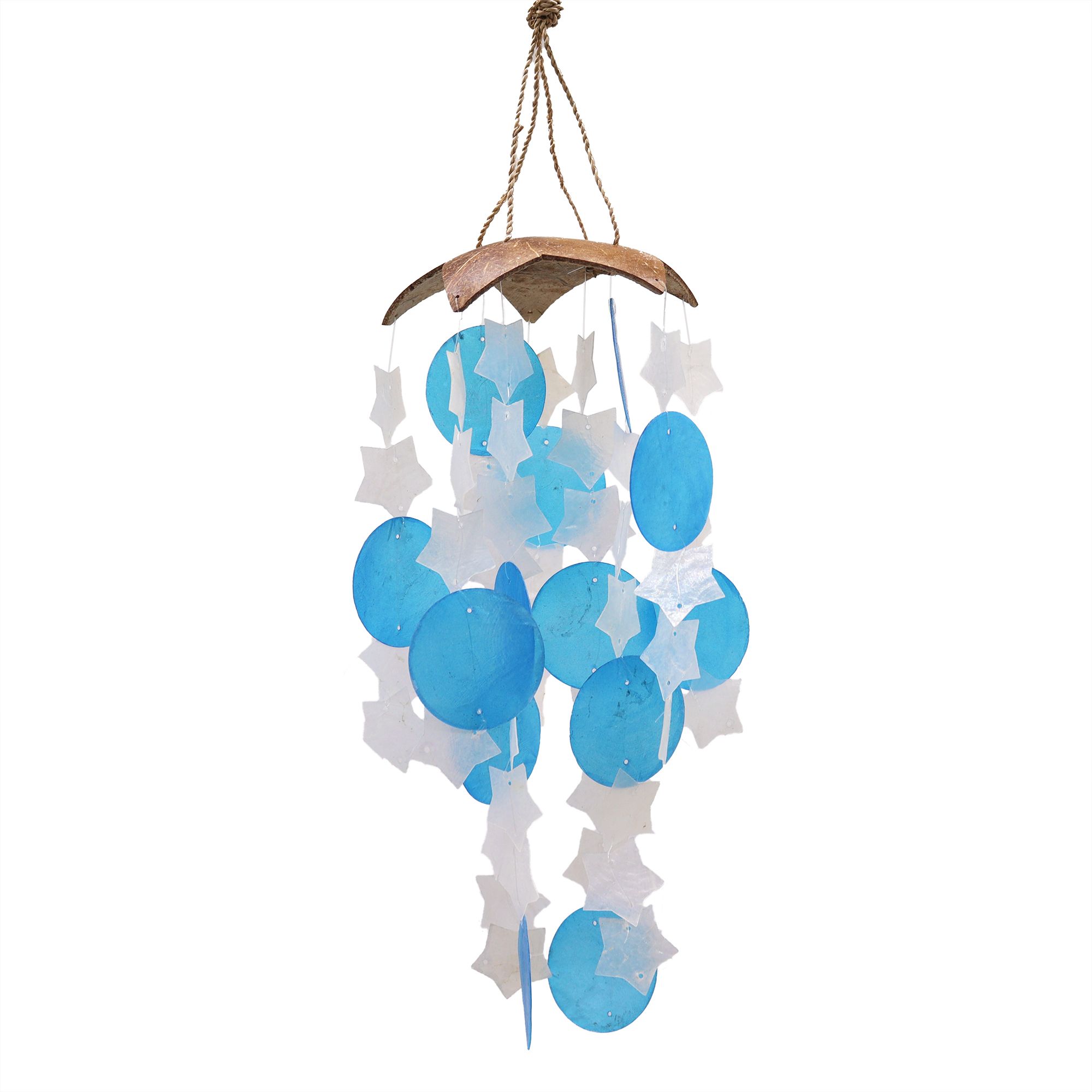 bG9jYWw6Ly9tZWRpYS9ISi9BQy82MFIzMEMxRzZXUktBQ0hKL2I5NWYxYzVmLmpwZWc Coconut & Capiz Windchimes - Blue and White Stars - 30cm - Image 1