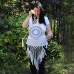 Protection Dream Cather - Lrg Macrame Pyramid White/Grey - Image 3