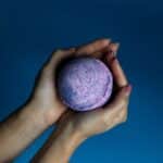 1x Set of 3 "Yorkshire Violet" Bath Bomb - Image 3